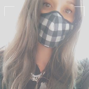 Meet your Posher, Justine